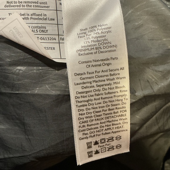 Women’s Eddie Bauer Black Quilted Puffer Coat with Faux Fur Hood - Picture 5 of 6